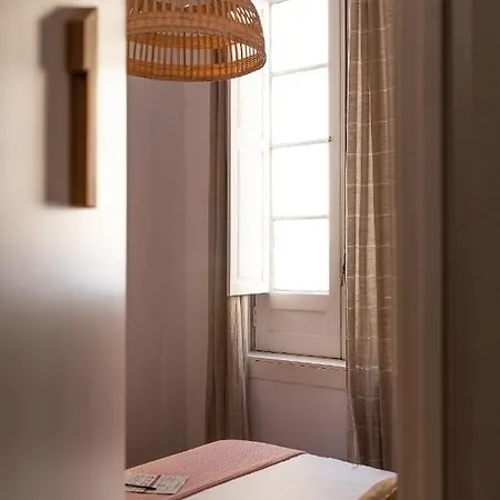 Mapango Small Herberg *